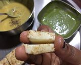 A picture of step 2 of Stuffed Paneer Pakoda.