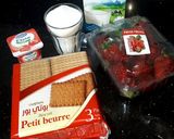 صورة لخطوة 1 من وصفة كريم ديسار فراولة 🍓