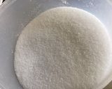 Une image de l'étape 2 de Crèmes desserts pistache et cacahuètes.