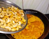 A picture of step 4 of Cashew Masala Curry.