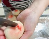 Hình bước làm 11 của món Bánh bao đào tiên nhân pizza