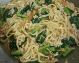 Foto langkah ke 4 dari resep Mie Rebus Simpel.