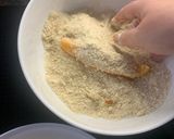A picture of step 4 of Ultimate Fish Finger Sandwich.