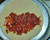 A picture of step 3 of Pizza prantha.