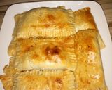 A picture of step 3 of Pup pastry meat pie.