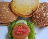 Foto langkah ke 5 dari resep Burger daging sapi.