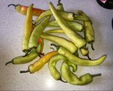Foto del paso 1 de la receta: Jugo puro de ají verde