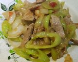 รูปขั้นตอนการทำที่ 5 ของ หมูผัดพริกหยวก