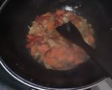 Foto langkah ke 2 dari resep Tumis oseng-oseng wortel tauge.
