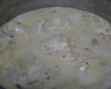 Foto del paso 3 de la receta: Pollo en salsa de setas y jamón serrano