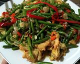 Foto langkah ke 2 dari resep Baby bean Tumis jamur tiram crispy.