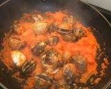 Foto del paso 5 de la receta: Garbanzos con almejas y gambones