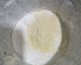 A picture of step 4 of Rabri ghevar.