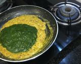 A picture of step 6 of Garlic spinach curry  or Palak lahsuni.