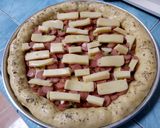 Foto langkah ke 5 dari resep Pizza Rumahan.