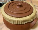 صورة لخطوة 4 من وصفة لحم مزموم بالفخار