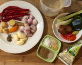 Foto langkah ke 2 dari resep Ayam Lodho.