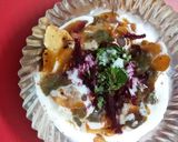 दही भल्ला चाट पापड़ी (Dahi bhalla chaat papadi recipe in Hindi) रेसिपी चरण 3 फोटो