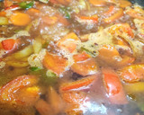 Foto del paso 3 de la receta: Redondo de pavo con manzana, ciruelas y nueces