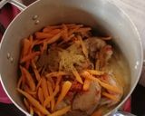 A picture of step 1 of Cabbage/carrot soup.