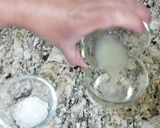 Foto del paso 1 de la receta: Tostadas de atún