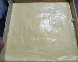 Foto langkah ke 4 dari resep Lapis Legit Roll.