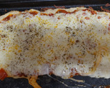 Foto del paso 6 de la receta: Pizza con muzarella a la uruguaya😉😋