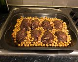 A picture of step 6 of Easy Za’atar Chicken with Chickpeas.