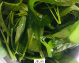 Foto langkah ke 3 dari resep Tumis kangkung.