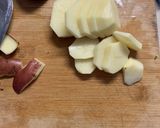Foto del paso 2 de la receta: Pollo con papas doradas