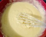 Foto langkah ke 2 dari resep Muffin Tape (no mixer).