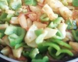 A picture of step 5 of Capsicum, Fry potato and Tomato Subji.