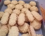 صورة لخطوة 4 من وصفة حلوى اللمبوط أو petit four بوصفة جديدة