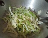 A picture of step 2 of Bread masala Samosa.