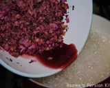 A picture of step 5 of Persian rose petals jam.