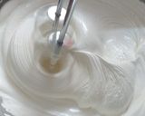 Foto langkah ke 1 dari resep Bolu kukus mekar selembut kapas.