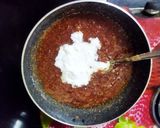 A picture of step 2 of Walnut Anjeer Fruit Halwa.