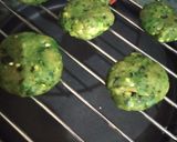 A picture of step 3 of Chicken haryali kebab.