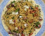 A picture of step 6 of Papad (Papad Chat).