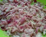 Foto langkah ke 2 dari resep 39. Bawang Goreng Kriuk 💕.