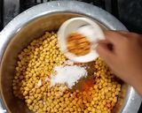 A picture of step 2 of Kathiya Wari Choley.