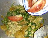 Foto langkah ke 9 dari resep Tumis mie kangkung.