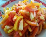 Foto langkah ke 1 dari resep Dabu Dabu iris Khas Gorontalo.