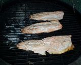 Foto del paso 4 de la receta: Salmón guarnecido