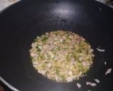 A picture of step 2 of Red Sauce Pasta.