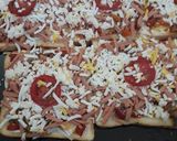 عکس مرحله 2 از دستور پیتزا با نون تست🍕🍕🍕🍞🍞🍞