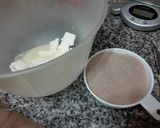 Foto del paso 1 de la receta: Galletitas chatitas de coco y miel
