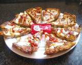 صورة لخطوة 6 من وصفة عجة البيتزا بطريقه جديده سهله وطعم رائع 🍕🍕🍕