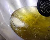 A picture of step 3 of Dahi Gujiya.