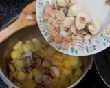Foto del paso 7 de la receta: Patatas a la marinera 🌹